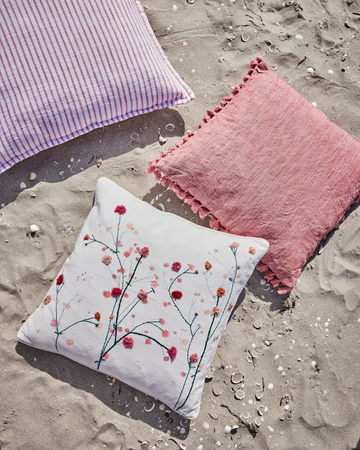 Kuddar och överdrag från Lene Bjerre – stilfull och elegant inredning för ditt hem.