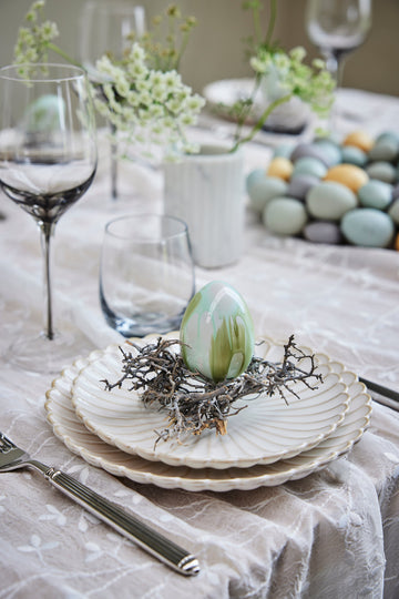 Allt för påskbordet – Elegant påskdukning från Lene Bjerre