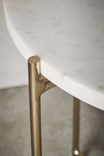 Marmilla sidebord H50 Ø50 cm. vit