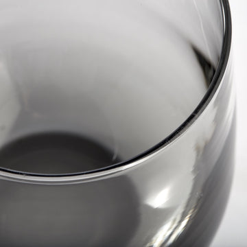 Victorinne vattenglas H10,5 Ø9 cm. røykfarget