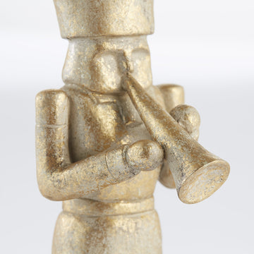 Serafina nötknäppare 23 cm. ljust guld