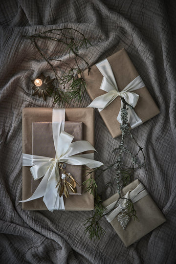 Missia julgranshängare 10 cm ljust guld