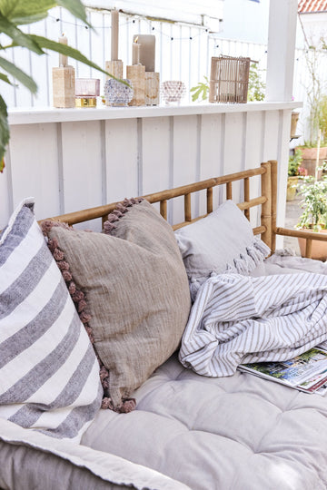 Eliana ljushållare H10 cm. sand marmor