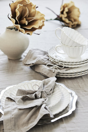 Happia dekoration H18 cm. ockra