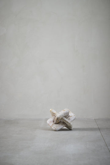 Ellia dekoration H15 cm. sand marmor