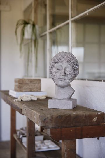 Eliana ljushållare H12,5 cm. sand marmor