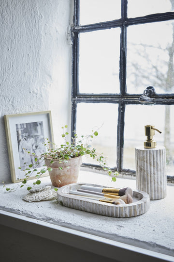 Eliana dispenser H18,5 cm. sand marmor