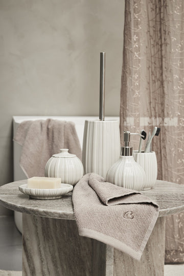 Lily dispenser H16,3 cm. brun sand