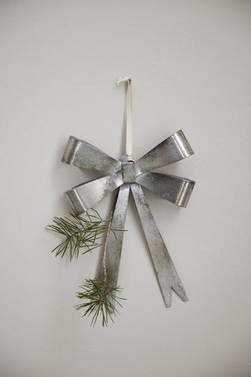 Missia ornament H25 cm. silver