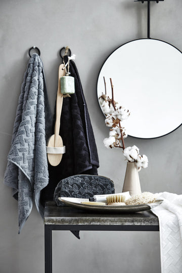 Laurie handduk 100x50 cm. svart