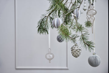 Nomillia ornament H13 cm. benvit