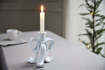 Serafina ljushållare H19,7 cm. vit