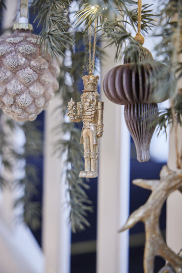 Nuttia ornament H10 cm. ljust guld