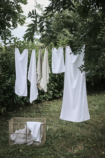 Molli gästhandduk 50x30 cm. vit 100 % ekologisk bomull