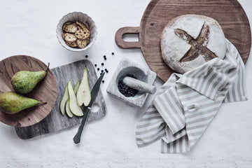 Elina skärbräda 30x20 cm. mørk sand