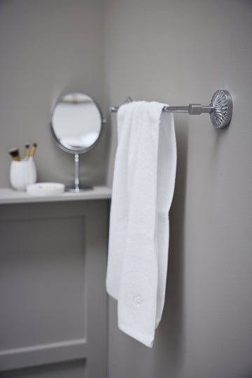Liva handdukshållare 60cm. silver