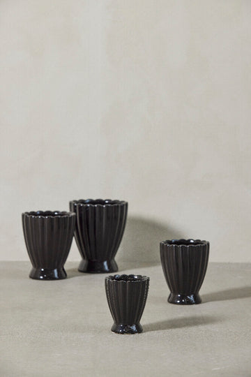 Shenella kruka H18 Ø15 cm. svart