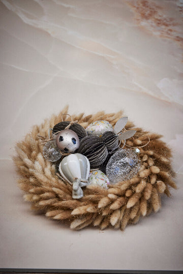 Parillia påskdekoration H12 cm. mørk brun papper