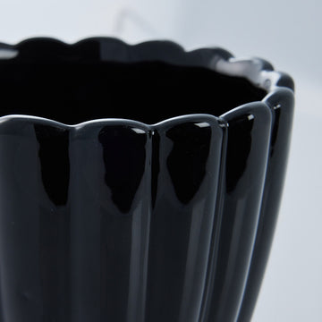 Shenella kruka H18 Ø15 cm. svart